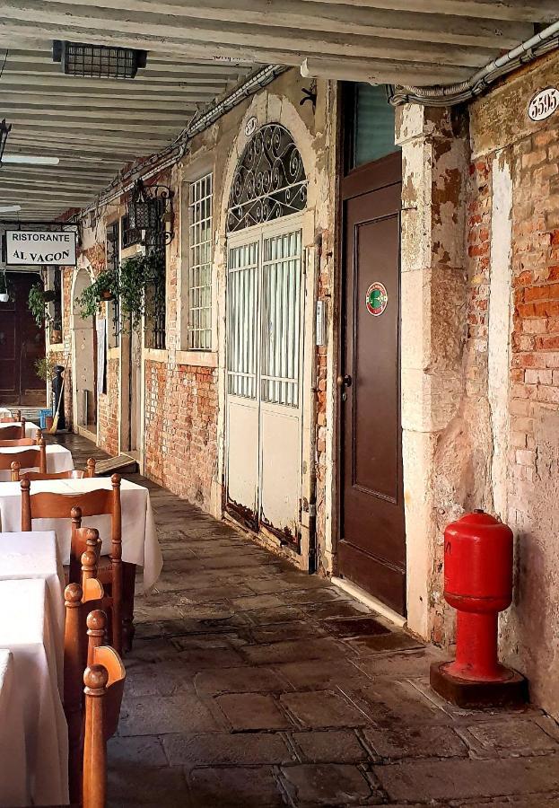 Hotel Al Sotoportego Venedig Exteriör bild