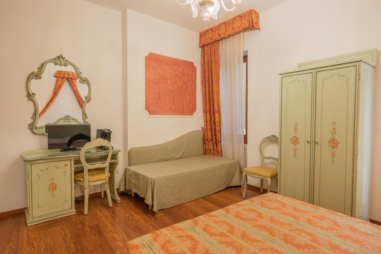 Hotel Al Sotoportego Venedig Exteriör bild