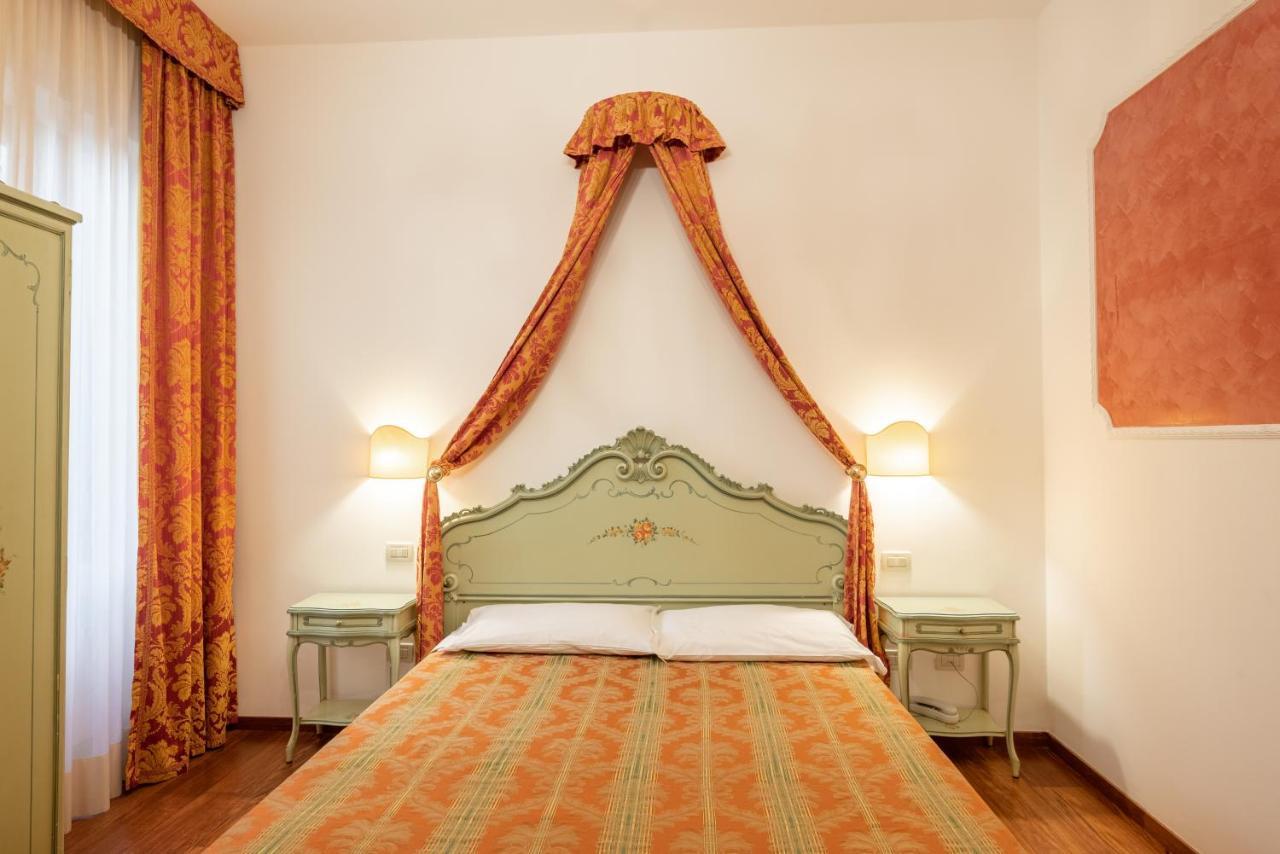 Hotel Al Sotoportego Venedig Exteriör bild