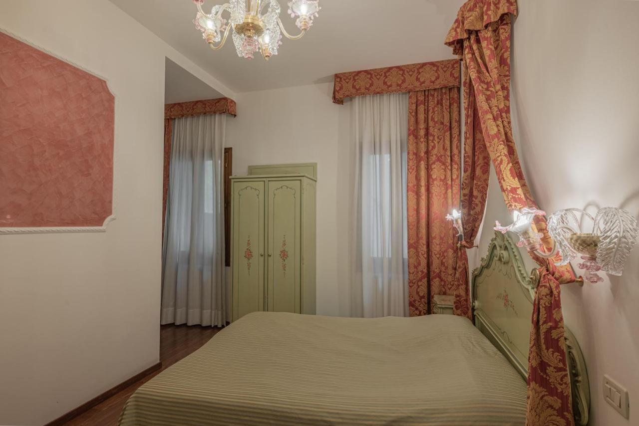 Hotel Al Sotoportego Venedig Exteriör bild